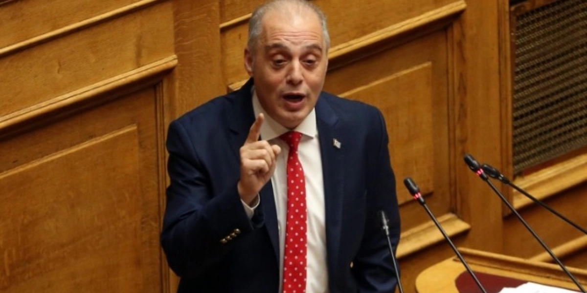 Βελόπουλος: Σταματήστε να σκυλεύετε πάνω στους νεκρούς κύριοι της ΝΔ