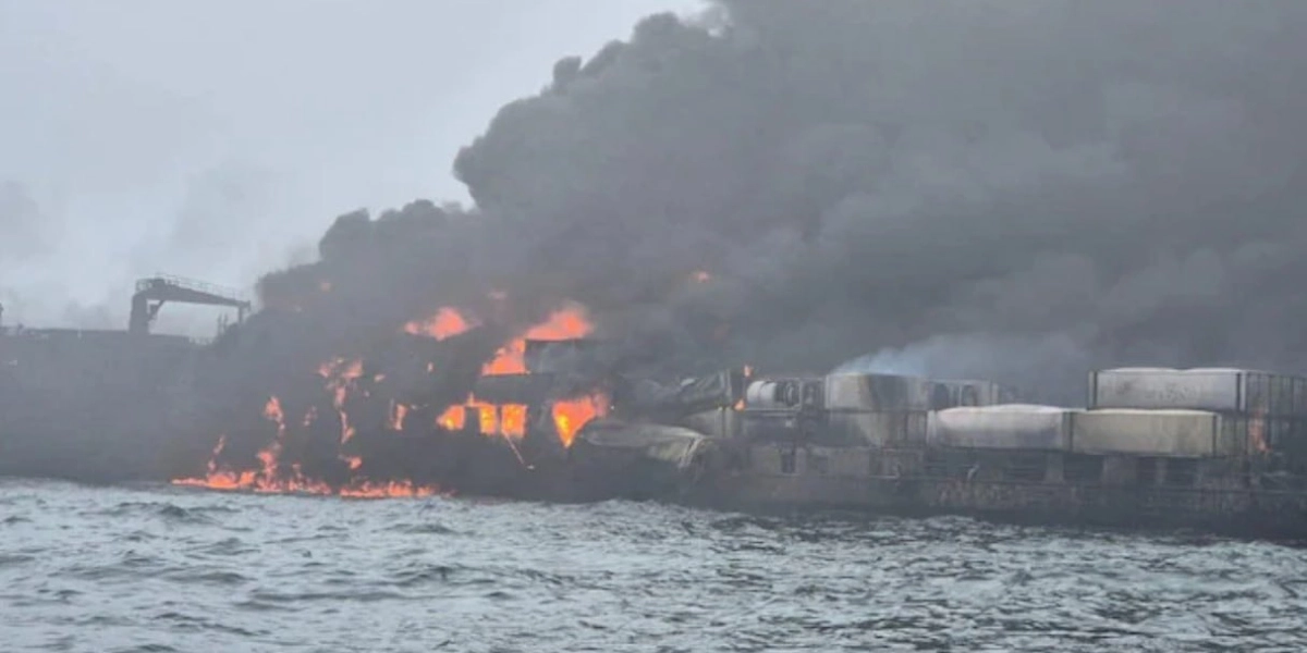 Σύγκρουση πλοίων στη Βόρεια Θάλασσα: Τέλος στις έρευνες για τον αγνοούμενο-Φόβοι για περιβαλλοντική καταστροφή