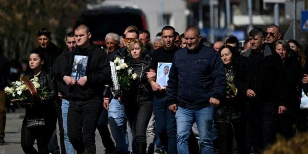 Κότσανι: Κοινές οι κηδείες των 31 θυμάτων της φονικής πυρκαγιάς