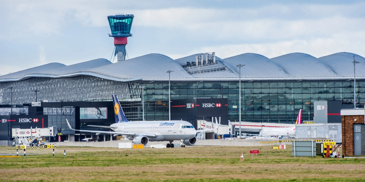 Αεροδρόμιο Χίθροου: Αποκαταστάθηκε το ρεύμα-Από αύριο οι πρώτες πτήσεις