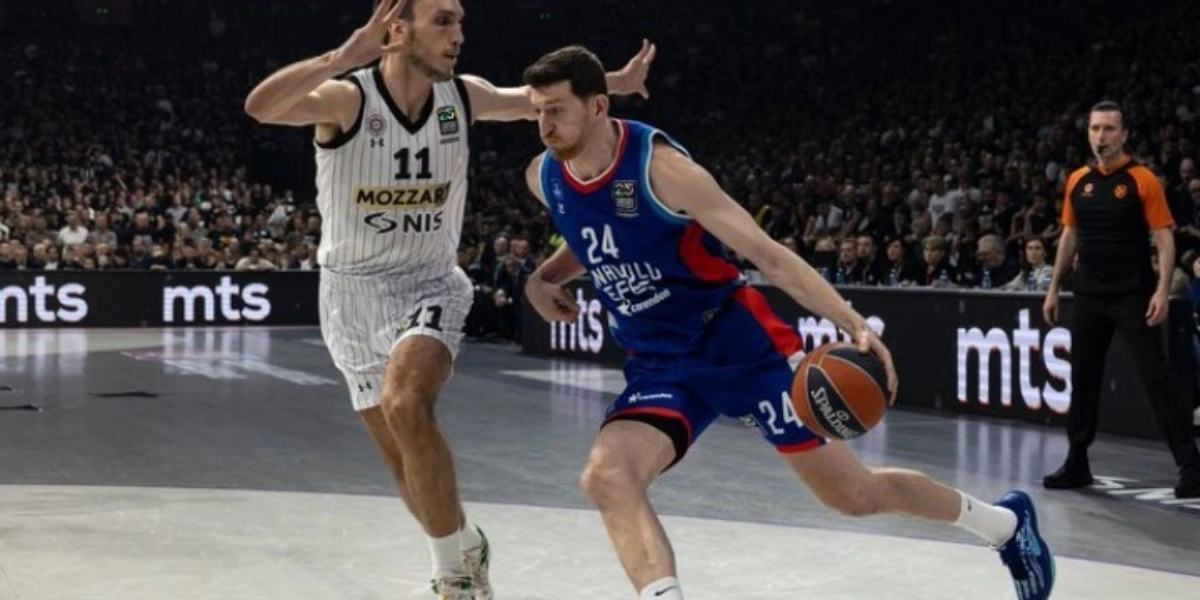 Παρτιζάν-Αναντολού Εφές 65-97: Της έκανε… πλάκα μέσα στο Βελιγράδι και «πάτησε» γερά στην πρώτη 10αδα της Euroleague η ομάδα του Μπάνκι