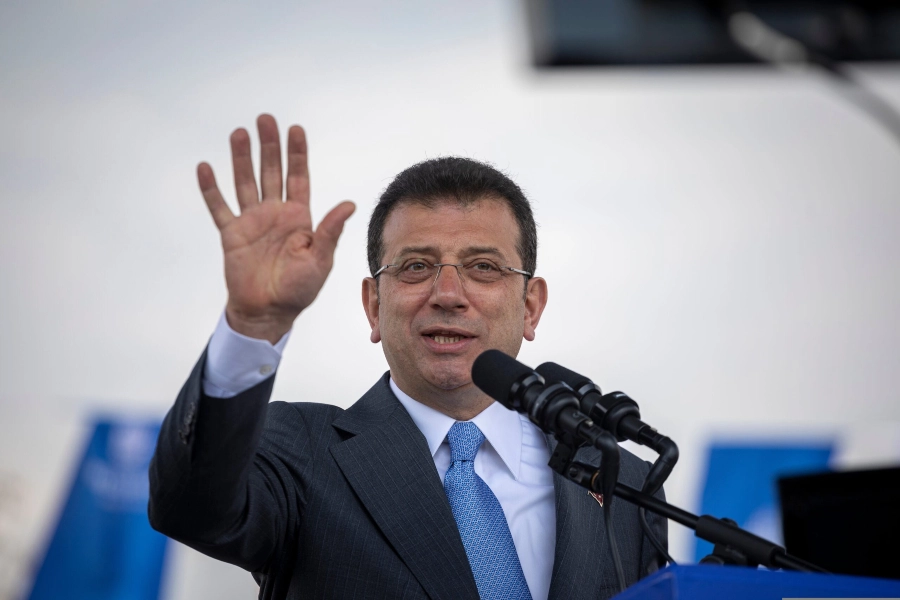 Τουρκία: Δικαστήριο εξέδωσε ένταλμα σύλληψης εις βάρος του Εκρέμ Ιμάμογλου για «πολιτική κατασκοπεία»