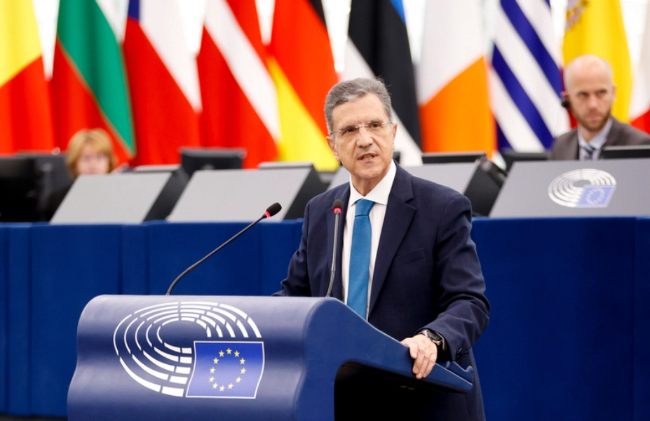 Κομισιόν σε Γιώργο Αυτιά: Διπλασιάζουμε τα κονδύλια για τη στέγαση