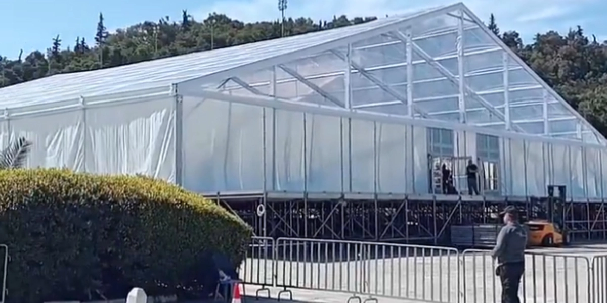 Καλλιμάρμαρο: Ακυρώθηκε εκδήλωση της Coca-Cola Hellenic μετά από αυτοψία της Μενδώνη