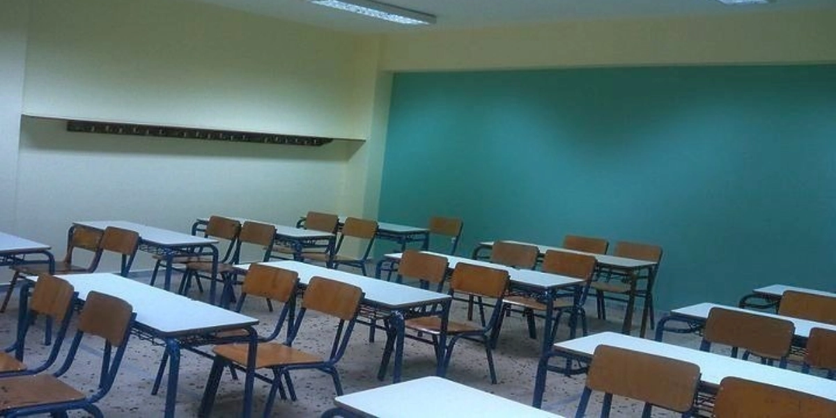 Περιστέρι: Επίθεση με ξύλα σε Λύκειο -Σύλληψη αλλοδαπού μαθητή