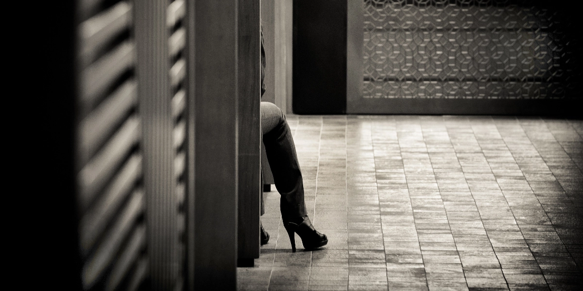 Θεσσαλονίκη: 51χρονη αναζητείται για υπόθεση μαστροπείας