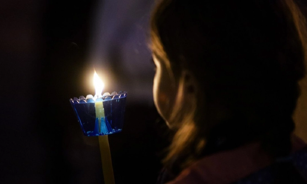 Αδημονώντας το Άκτιστο Φως της Αναστάσεως