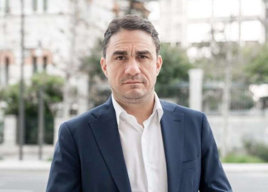Τσουκαλάς: Το ζήτημα Παπαβασιλείου έχει κλείσει -Τιμούμε τον Δ. Σαββόπουλο, το ΠΑΣΟΚ εκπροσωπήθηκε στην κηδεία