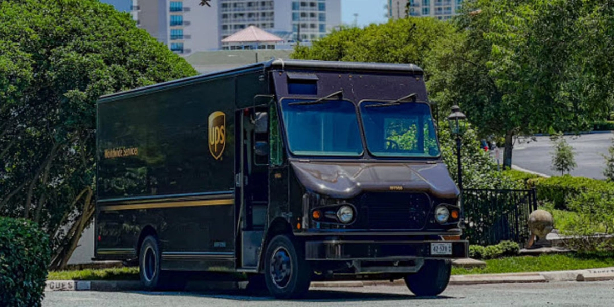 UPS: Προς απόλυση 20.000 εργαζόμενοι μετά τις περικοπές στη συμφωνία με την Amazon