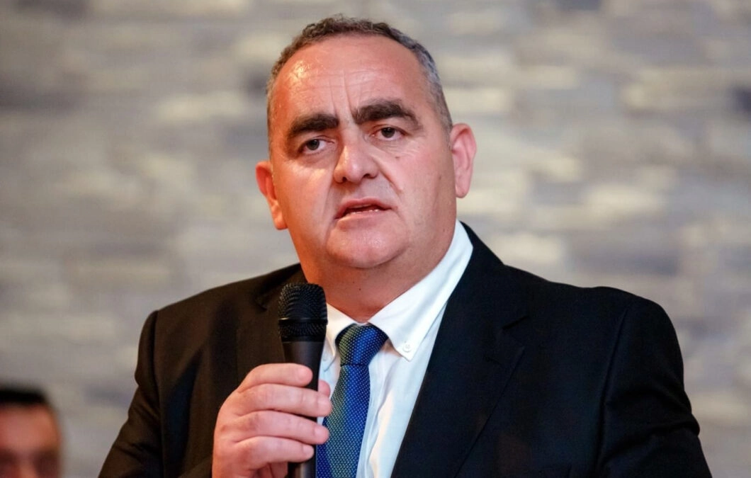 Αλβανοί απειλούν την ζωή του Φρέντη Μπελέρη – Τι αναφέρει το δημοσίευμα