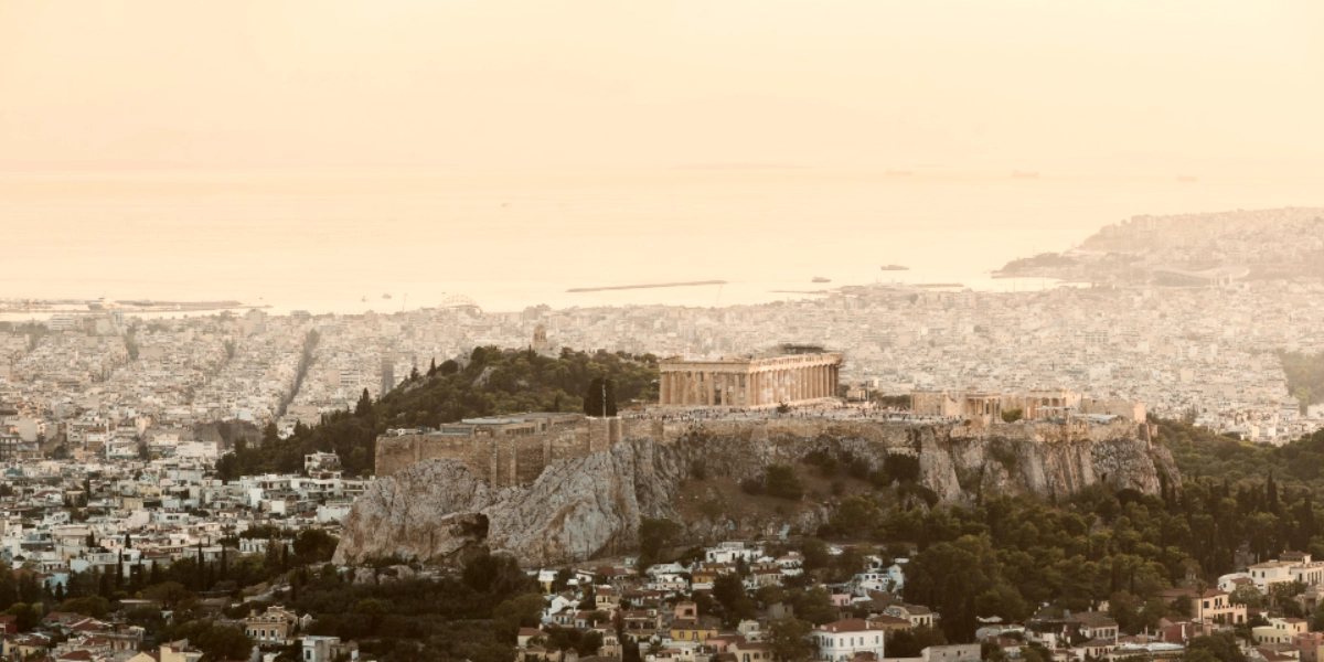 Καιρός: Έρχονται 30ρια με αφρικανική σκόνη τις επόμενες μέρες