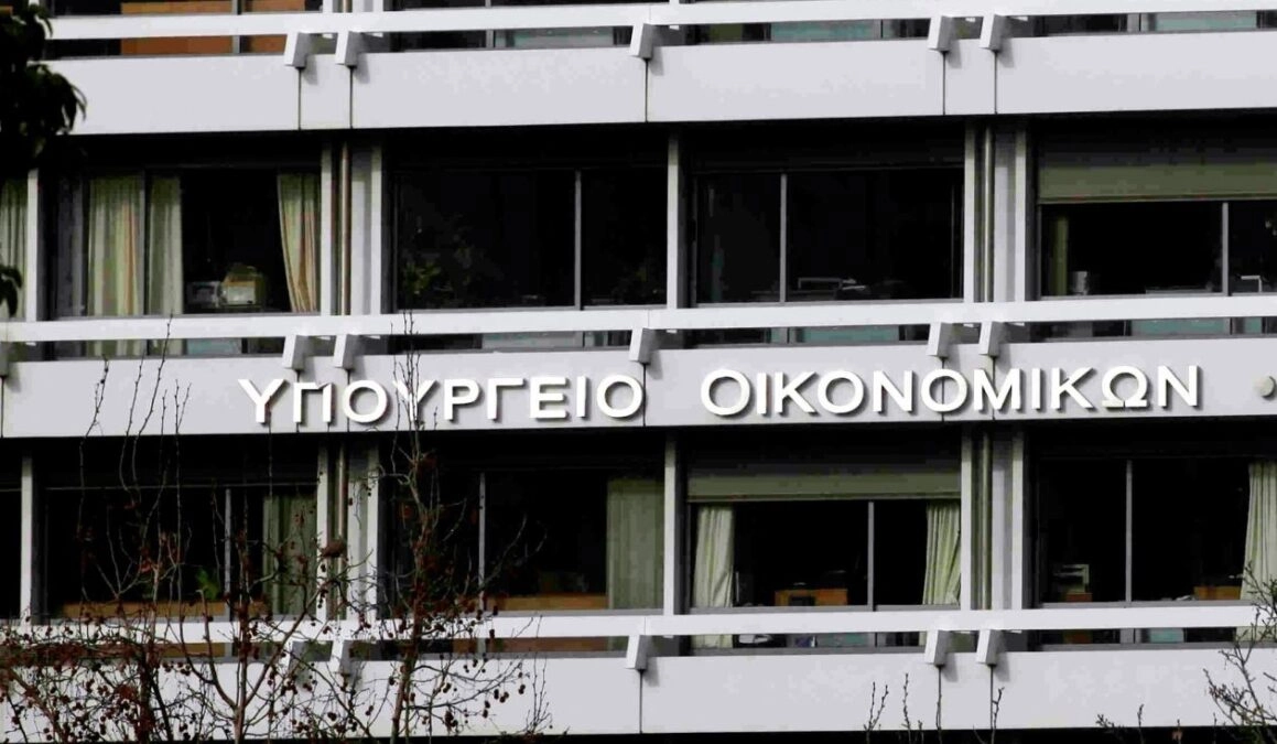 Σταθερή άνοδος των ρυθμίσεων για τον εξωδικαστικό μηχανισμό τον Απρίλιο