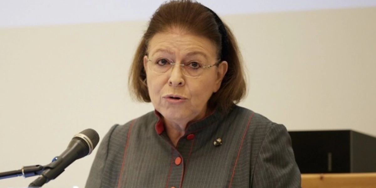 Μενδώνη: Κλειστός ο ανελκυστήρας της Ακρόπολης για μία βδομάδα ακόμη λόγω εργασιών ειδικής τεχνολογίας