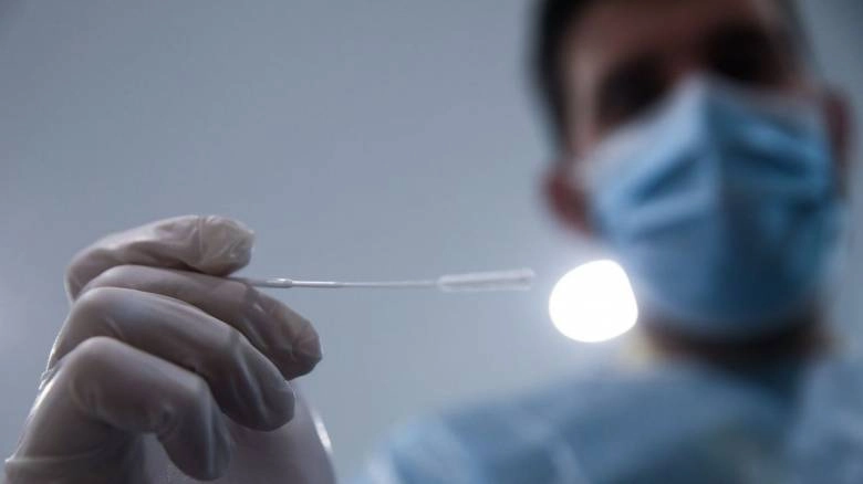 Κορονοϊός: Συναγερμός για νέα μετάλλαξη