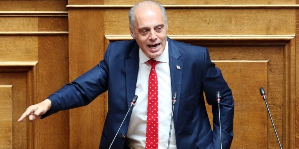 Κ. Βελόπουλος: Διχαστική, αντιδημοκρατική και αποπροσανατολιστική η τροπολογία για τον Άγνωστο Στρατιώτη