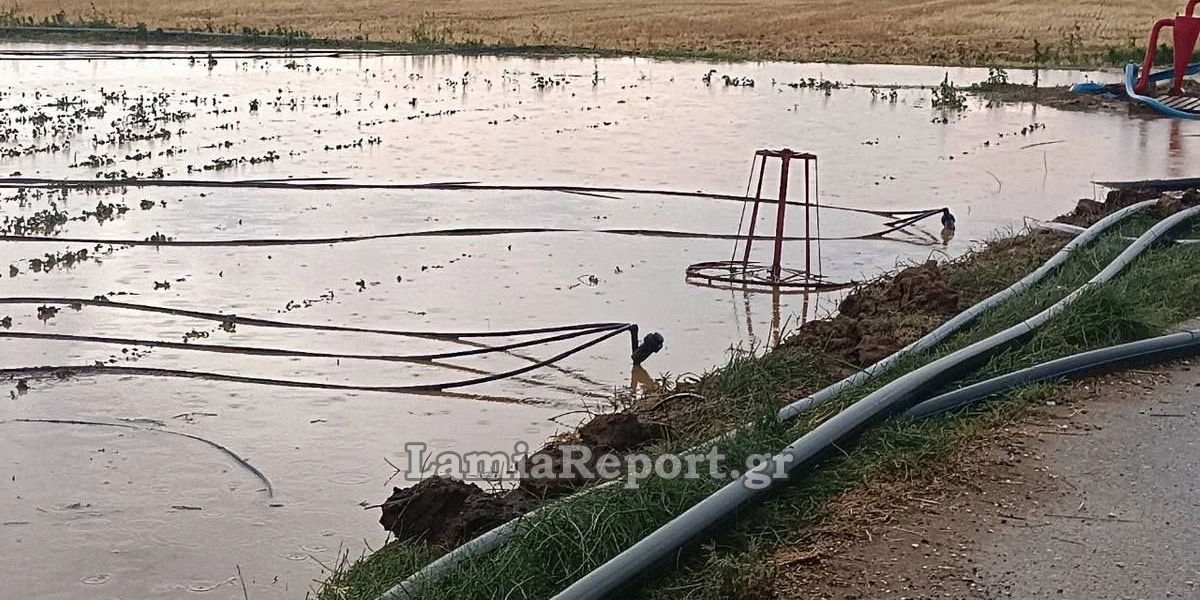 Κακοκαιρία: Σοβαρά προβλήματα σε Θεσσαλία και Βόρεια Ελλάδα – Χαλάζι και πλημμύρες