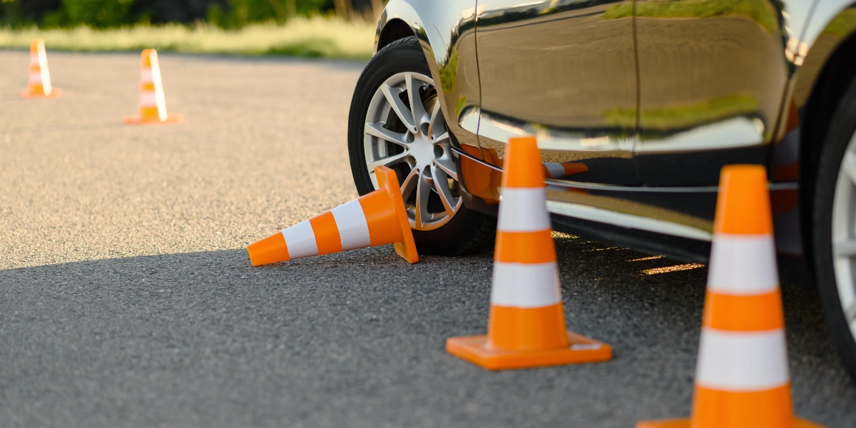 Τροχαία: Έλεγχοι στα ανασφάλιστα οχήματα και όσα δεν έχουν περάσει ΚΤΕΟ