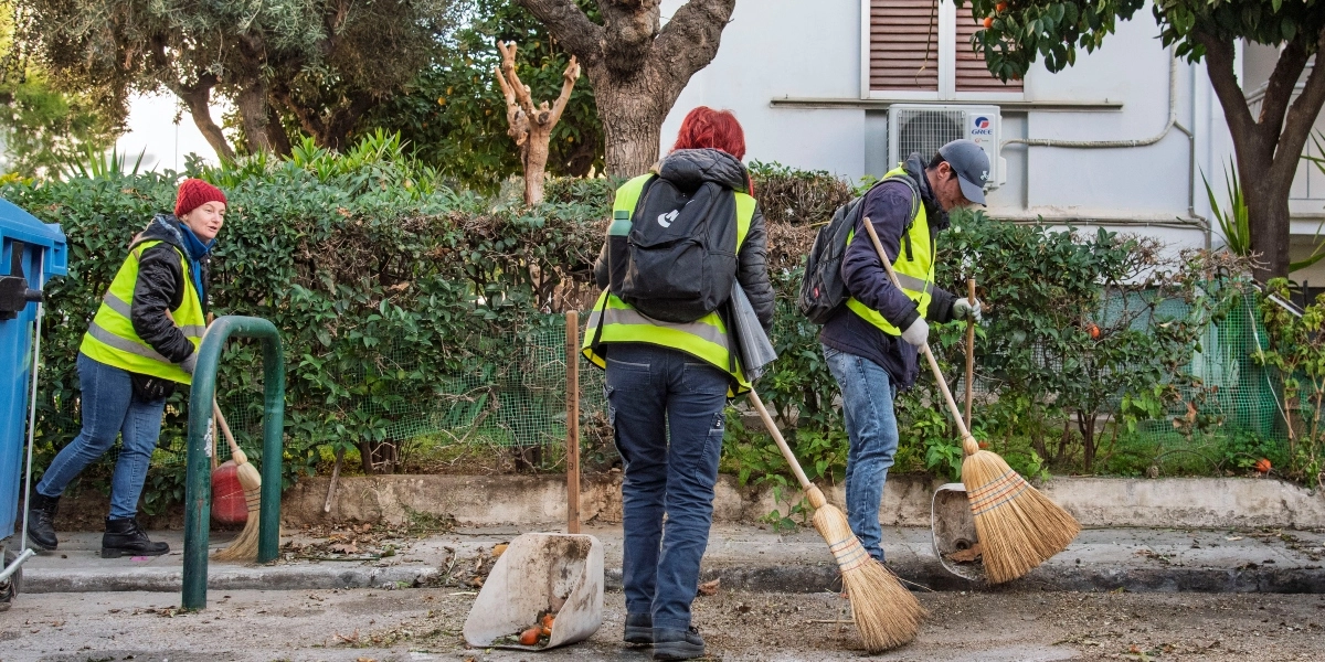 Καταγγελία Δημάρχου Νίκαιας-Αγ.Ι. Ρέντη Κωνσταντίνου Μαραγκάκη για επιθέσεις σε εργαζομένους καθαριότητας