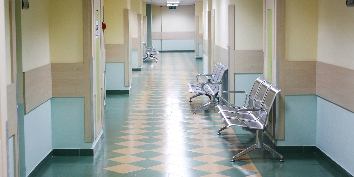 ΕΣΥ: Από σήμερα λειτουργεί η αξιολόγηση των δημόσιων νοσοκομείων από τους ασθενείς