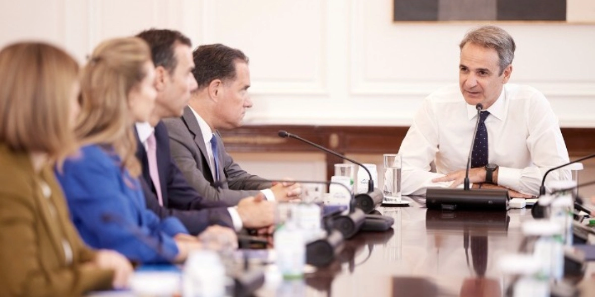 Μητσοτάκης: «Να μας βοηθήσουν οι ίδιοι οι ασθενείς να γίνουμε καλύτεροι»