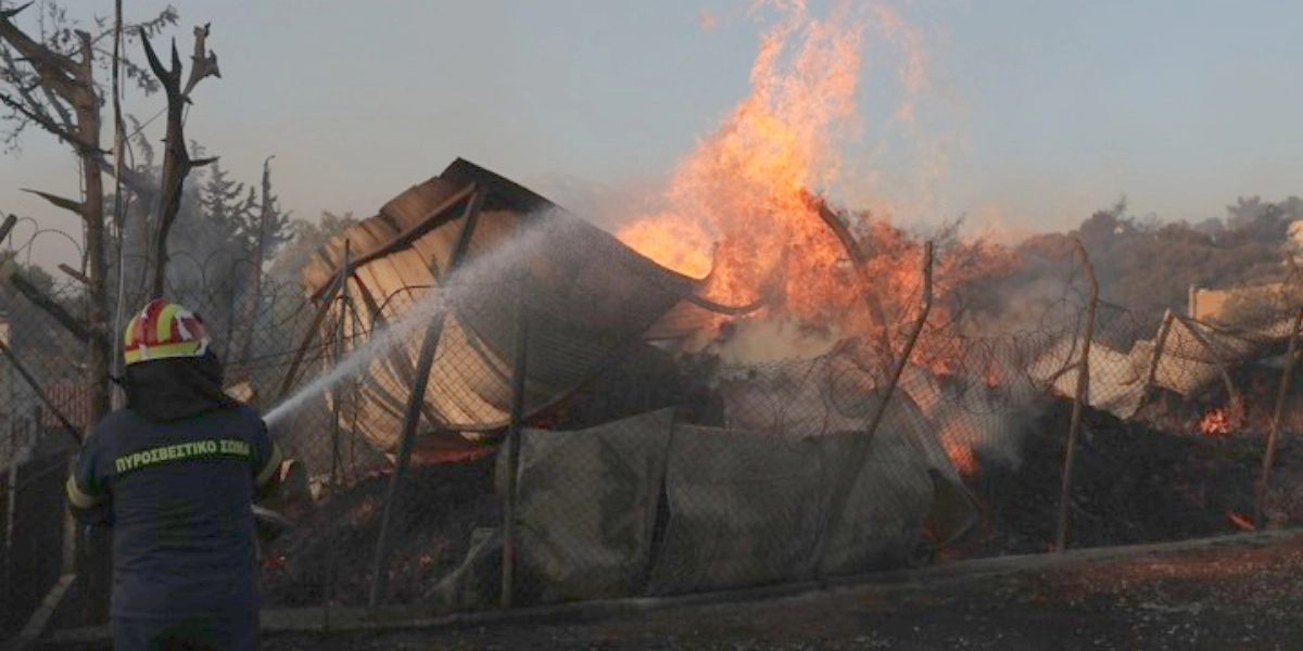 ΜΕΤΕΟ: Έως και 10° C αύξηση της θερμοκρασίας στις καμένες δασικές εκτάσεις