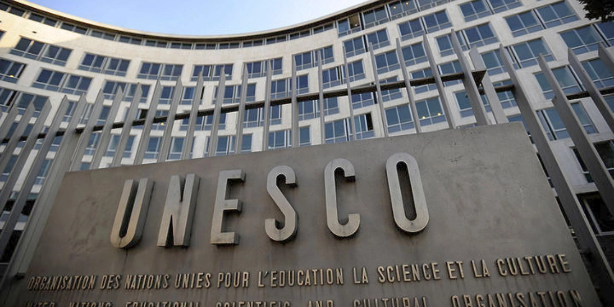 ΗΠΑ: Αποσύρεται από τον πολιτιστικό οργανισμό της UNESCO με απόφαση Τραμπ