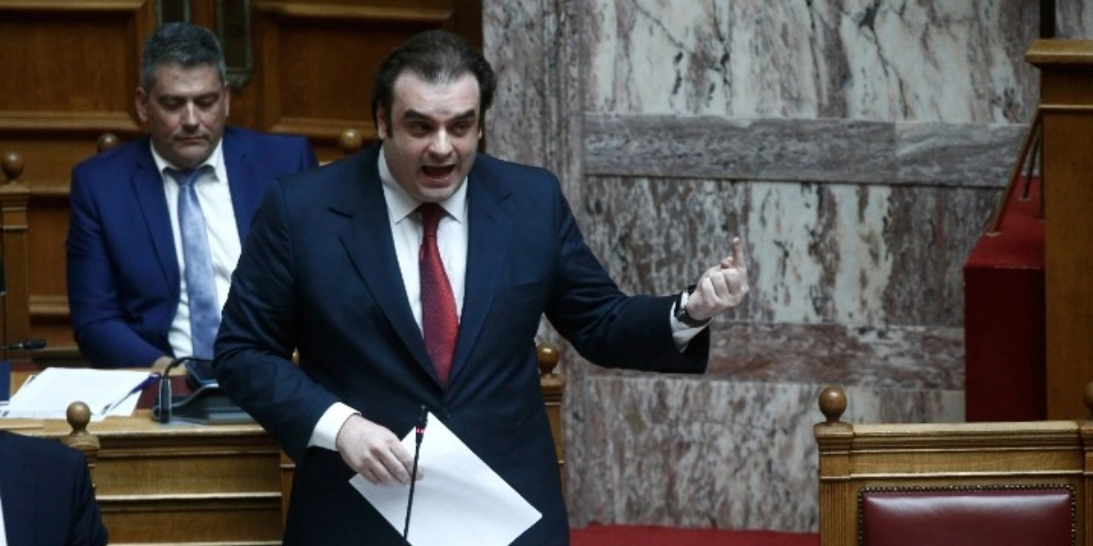 Βουλή: Με τις ψήφους της ΝΔ και του ΠΑΣΟΚ εγκρίθηκε το νομοσχέδιο για τον Τελωνειακό Κώδικα