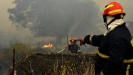 φωτιά ΑΠΕ-ΜΠΕ