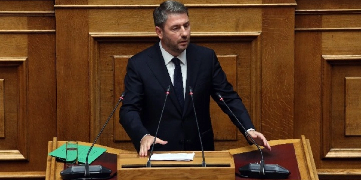 Ανδρουλάκης: Το ΠΑΣΟΚ βρίσκεται εδώ προκειμένου να μην μετατρέψει η κυβέρνηση τη Βουλή σε τσιφλίκι της