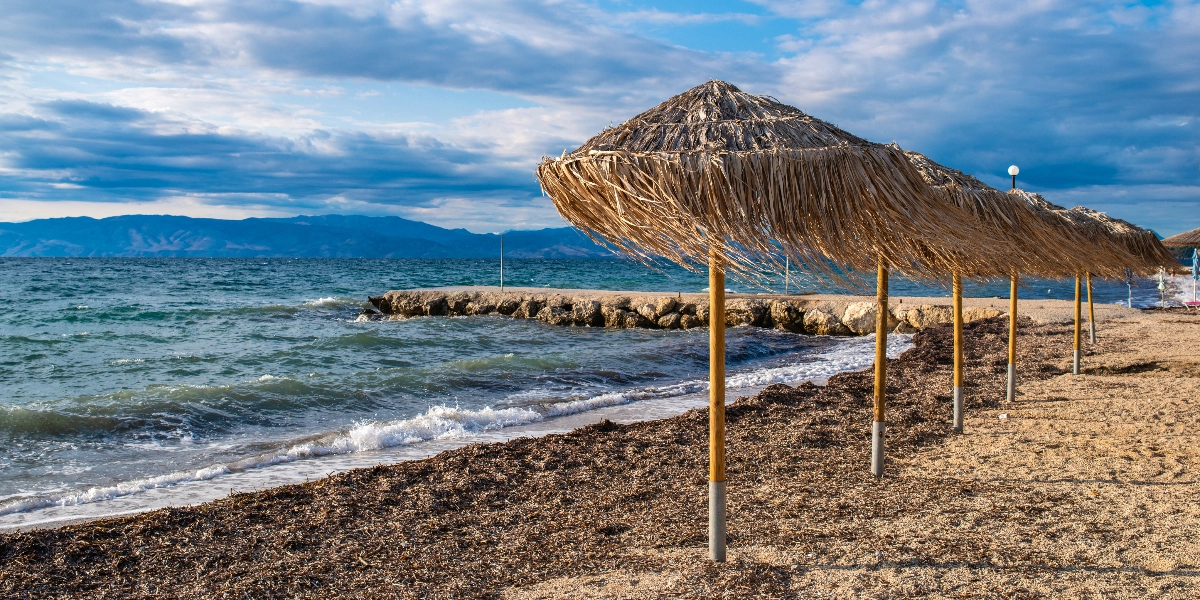 Καιρός: Βοριάδες έως και 8 μποφόρ στο Αιγαίο – Στους 38 βαθμούς ανεβαίνει η θερμοκρασία