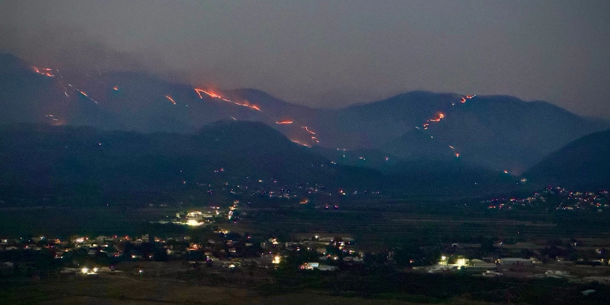 Αλβανία: Τεράστιες καταστροφές αφήνει η πυρκαγιά – Μεγάλο πλήγμα στα ελληνικά χωριά