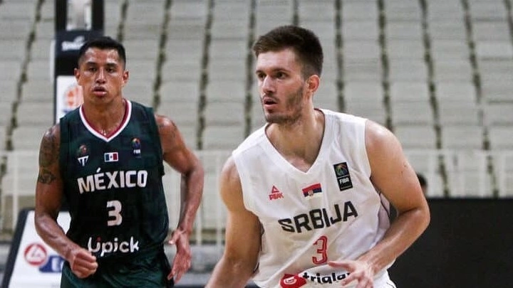 Στα… μαλακά ο Πετρούσεφ