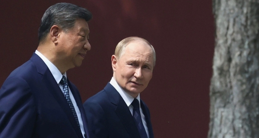 Ο Ρώσος πρόεδρος Βλαντίμιρ Πούτιν και ο Κινέζος πρόεδρος Σι Τζινπίνγκ AP