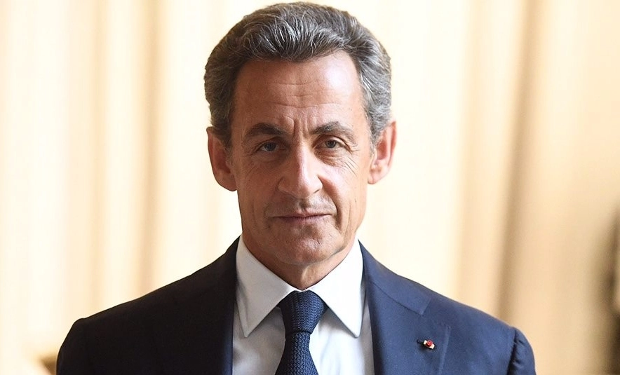 nikola sarkozy facebook