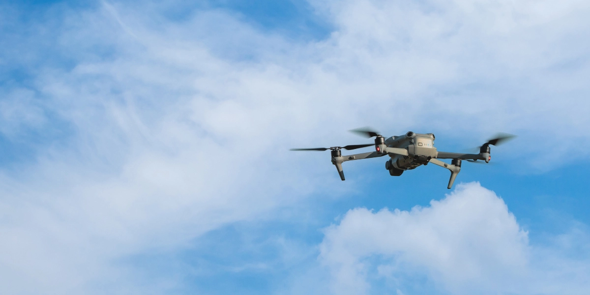 Ρωσία: Ουκρανικά drones έπληξαν σταθμό άντλησης πετρελαίου