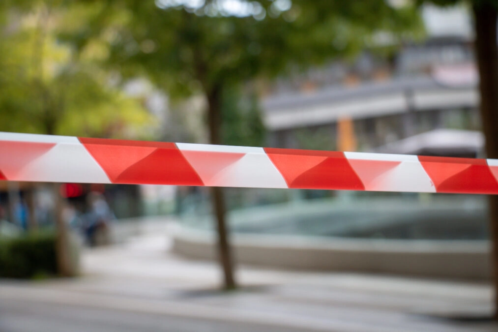 Λιοσίων: Χειροβομβίδα εντοπίστηκε έξω από επιχείρηση