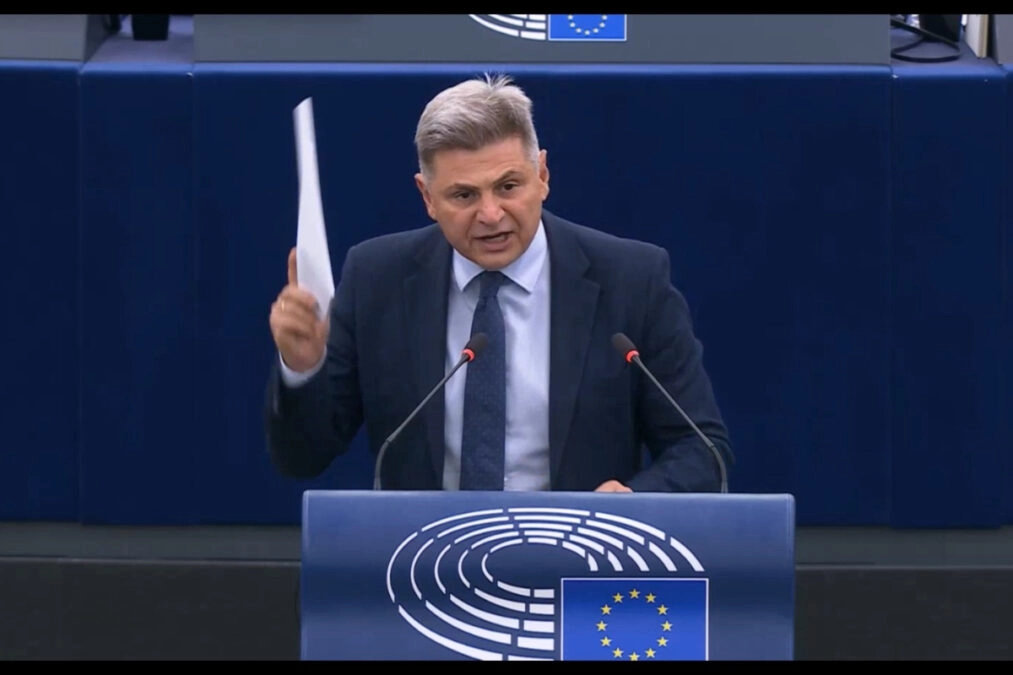 Φαραντούρης: Η Κυβέρνηση να πει ΟΧΙ στην κατάργηση του βέτο για ένταξη νέων χωρών στην ΕΕ