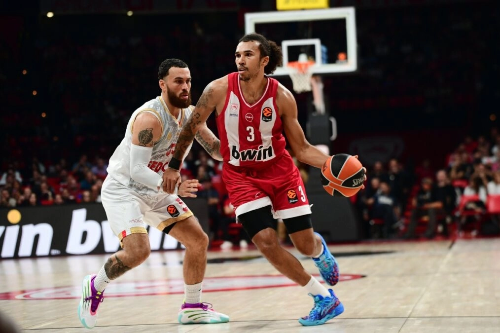 Γουόρντ: «Να ξεκινήσουμε δυνατά και να διατηρήσουμε την πίεση, μου αρέσει πως πιστεύουν σε εμένα»