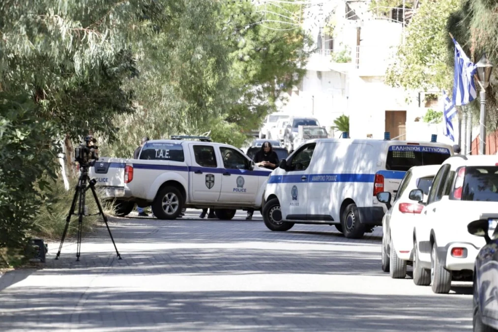 Ουρλιαχτά και οδύνη στην κηδεία του 39χρονου στα Βορίζια: «Σ’ αγαπώ! Σ’ αγαπώ μ’ ακούς;» – Συνεχίζεται το δράμα στην Κρήτη