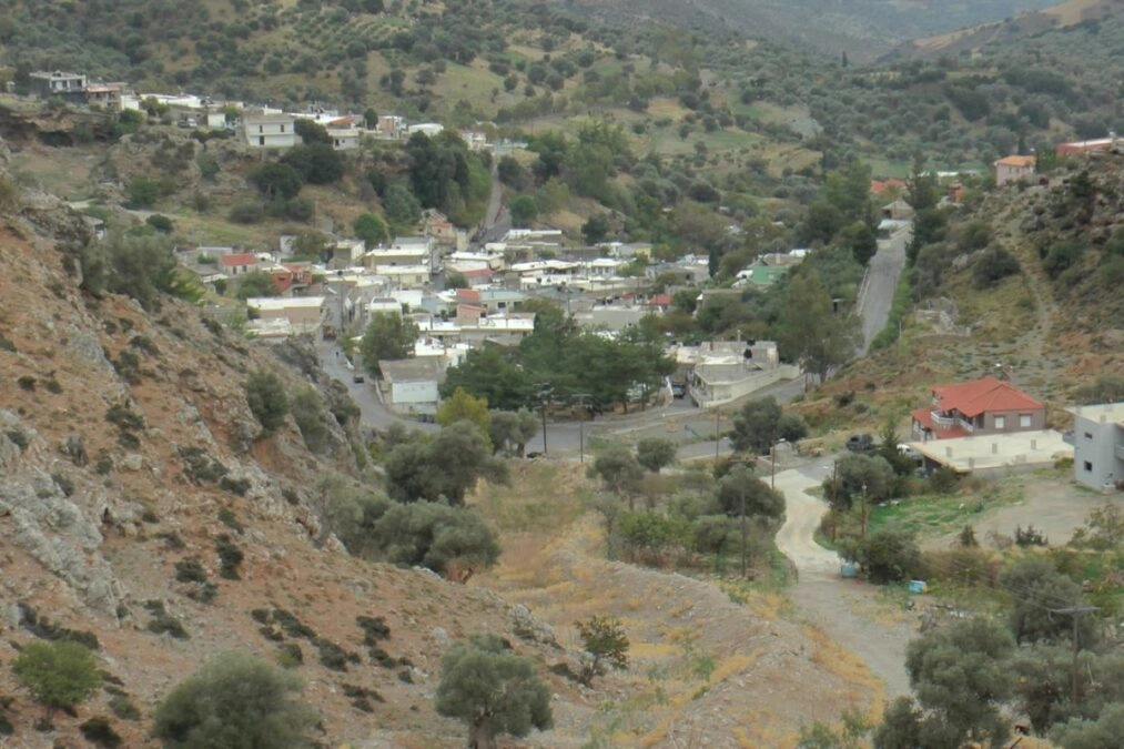 Βορίζια: Με τηλεκπαίδευση έως την Παρασκευή τα μαθήματα σε Νηπιαγωγείο και Δημοτικό – Κανονικά από αύριο η λειτουργεία των σχολείων στον Ζαρό