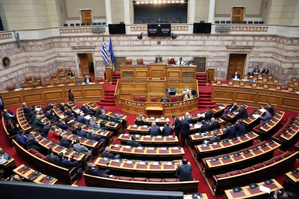 Βουλή: Ψηφίστηκε από τη ΝΔ το νομοσχέδιο στήριξης των κτηνοτρόφων για την ευλογιά