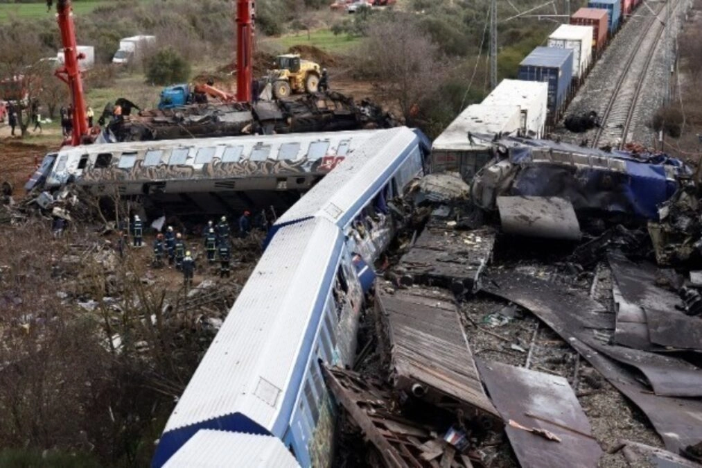 Τέμπη: Λήγει η προθεσμία για τους συγγενείς να υποβάλλουν αίτημα εκταφής των θυμάτων
