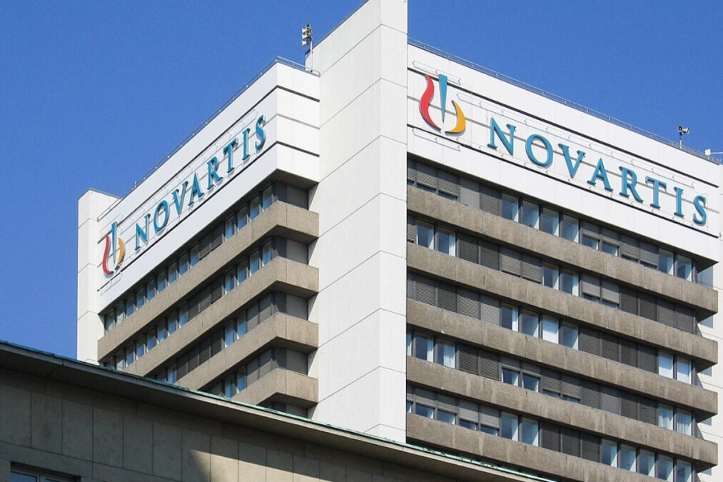 Υπόθεση Novartis: «Ήθελαν να καταστρέψουν τον Γιάννη Στουρνάρα» κατέθεσε η σύζυγός του