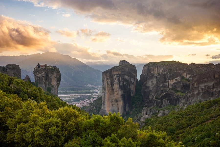«Τουρισμός για όλους 2025»: Νέος οριστικός πίνακας δικαιούχων χαμηλής περιόδου