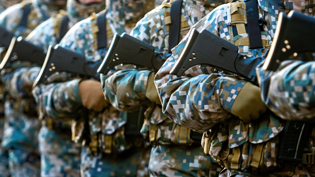 Η Πολωνία σε επιφυλακή: 10.000 στρατιώτες στα κρίσιμα σημεία, προειδοποίηση για επιθέσεις τα Χριστούγεννα