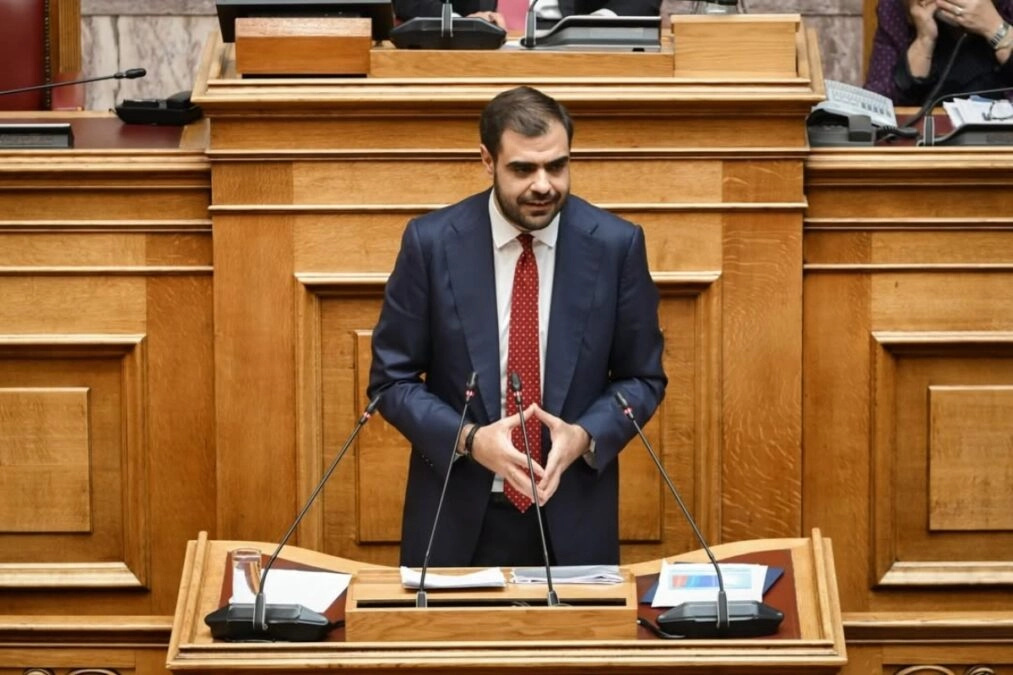 Μαρινάκης: Καταβάλλονται ενισχύσεις συνολικού ύψους περίπου 600 εκατομμυρίων ευρώ που αφορούν 2,4 εκατομμύρια πολίτες