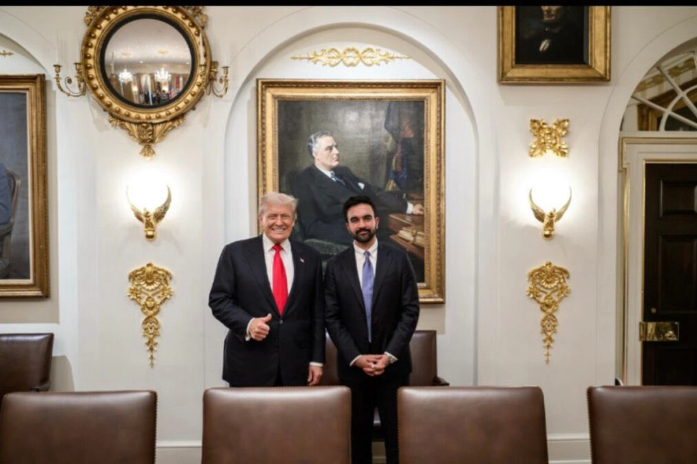 Συνάντηση Τραμπ – Μαμντάνι: Εντυπωσιακά φιλικό κλίμα – Καμία αντίδραση στον χαρακτηρισμό «φασίστας»