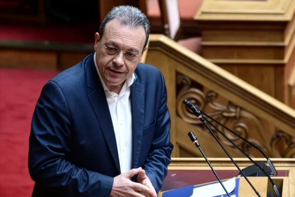 Φάμελλος: «Χρειαζόμαστε μία Πολιτεία που θα επενδύσει στην πρόληψη και στην Παιδεία για την εξάλειψη της βίας κατά των γυναικών»