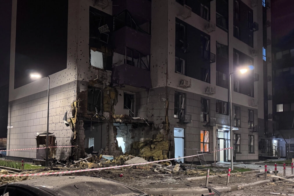 Ουκρανία: Στους τρεις ανέρχονται οι νεκροί από τις ρωσικές επιθέσεις – 600.000 άνθρωποι χωρίς ρεύμα