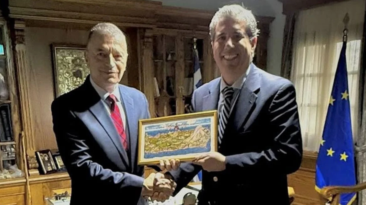 Στο Άγιον Όρος ο αναπληρωτής ΥΠΕΞ των ΗΠΑ